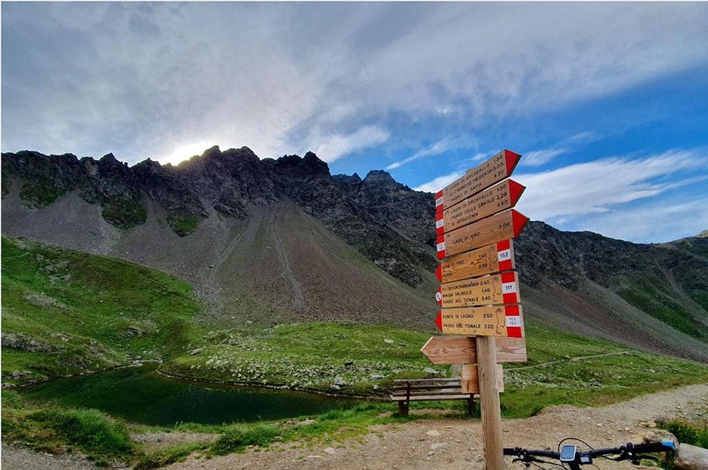 Hotel Cielo Blu Passo del Tonale Εξωτερικό φωτογραφία