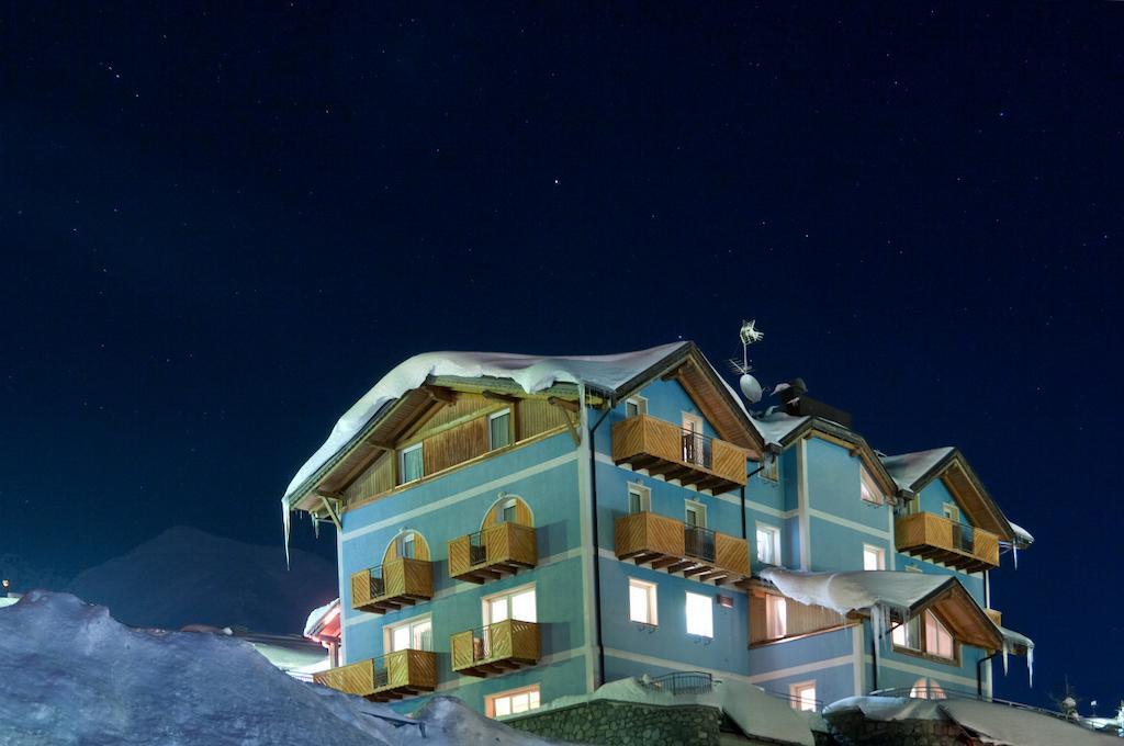 Hotel Cielo Blu Passo del Tonale Εξωτερικό φωτογραφία